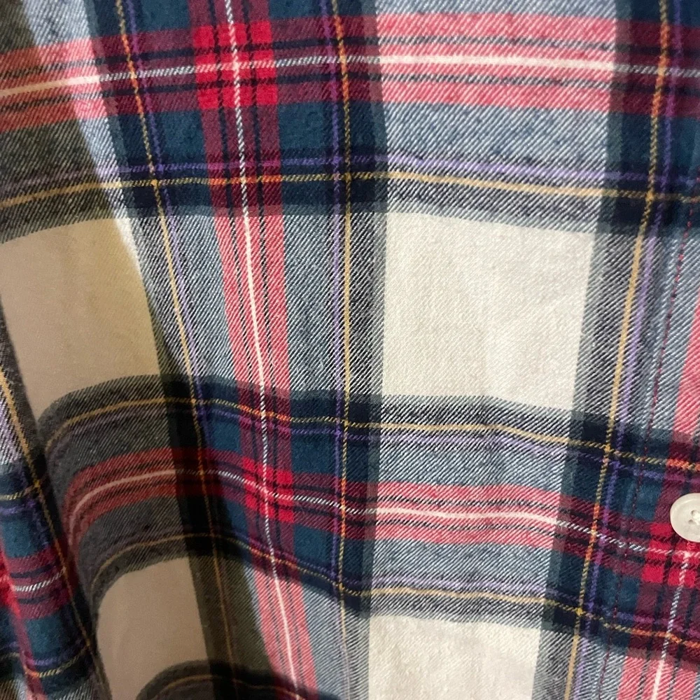 Eddie Bauer Red and Blue Plaid Casual Shirt - Picture 3 of 4